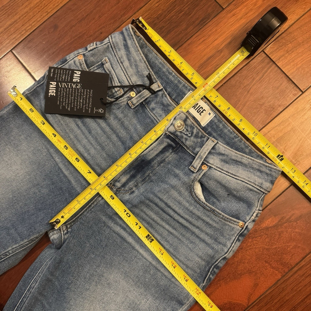 NWT Paige Cindy High Rise Straight Jeans Size:26 Distressed Raw Hem Cropped - Picture 9 of 16